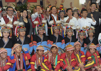 Taiwan compte désormais 16 tribus aborigènes