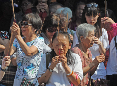 Un grand temple taiwanais interdit l’encens pour protéger l’environnement