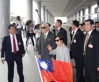 Lee Teng-hui a entamé sa visite au Japon