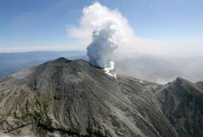 Taiwan surveille l’évolution du nuage de cendres du volcan Ontake