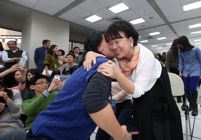 Lung Ying-tai fait ses adieux à la Culture