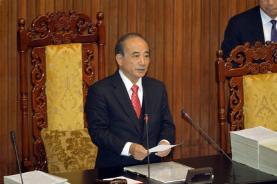Le Parlement réagit aux nouvelles voies aériennes chinoises