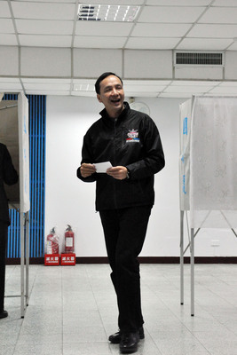 Chu Liluan prend la tête du parti au pouvoir, le Kuomintang