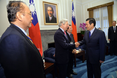 Ma Ying-jeou a abordé les dossiers territoriaux lors de sa rencontre avec des chercheurs américains
