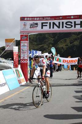 Le Français Damien Monier remporte la Taiwan KOM 2015