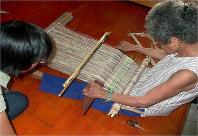 Le tissage à partir des fibres des bananiers de la tribu Kavalan est inscrit comme un patrimoine culturel à Hualien