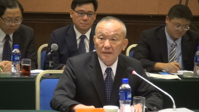 Huit responsables de régions en visite à Pékin