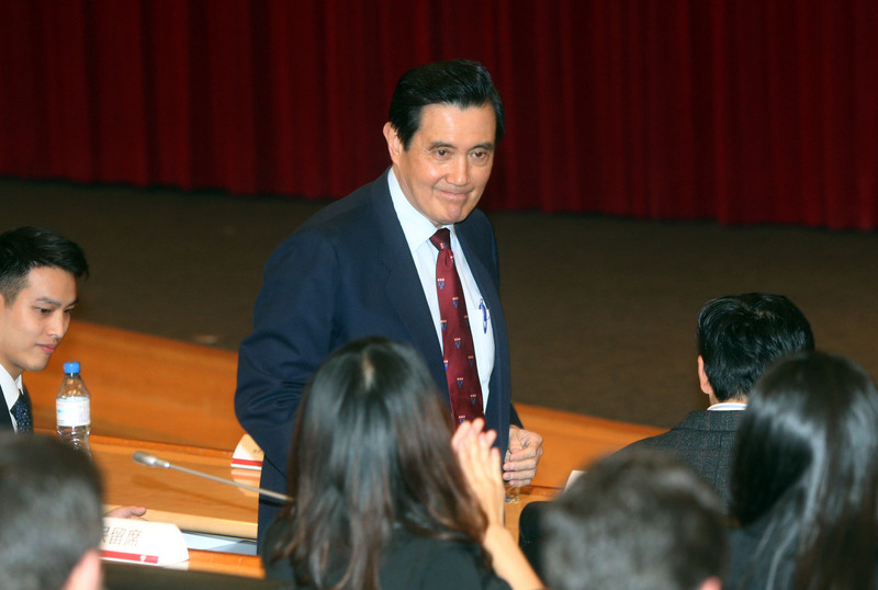 L’ancien Président Ma Ying-jeou acquitté en première instance contre le député Ker Chien-ming