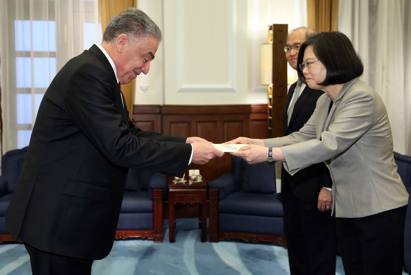 José Soto, nouvel ambassadeur de la République Dominicaine à Taiwan a pris ses fonctions