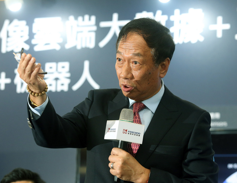 A la maison blanche, Terry Gou, accompagné de Trump annonce son projet d’investissement aux Etats-Unis