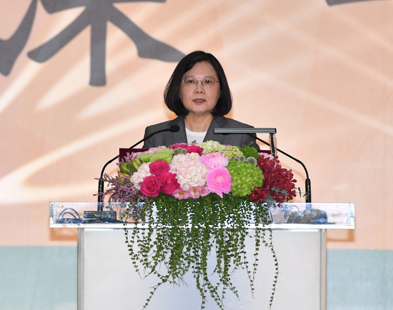 Tsai Ing-wen annonce la mise en place d’un soutien aux enseignants