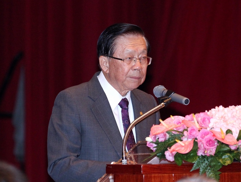 Le gouvernement défend le droit de visites familiales de Lee Ming-che