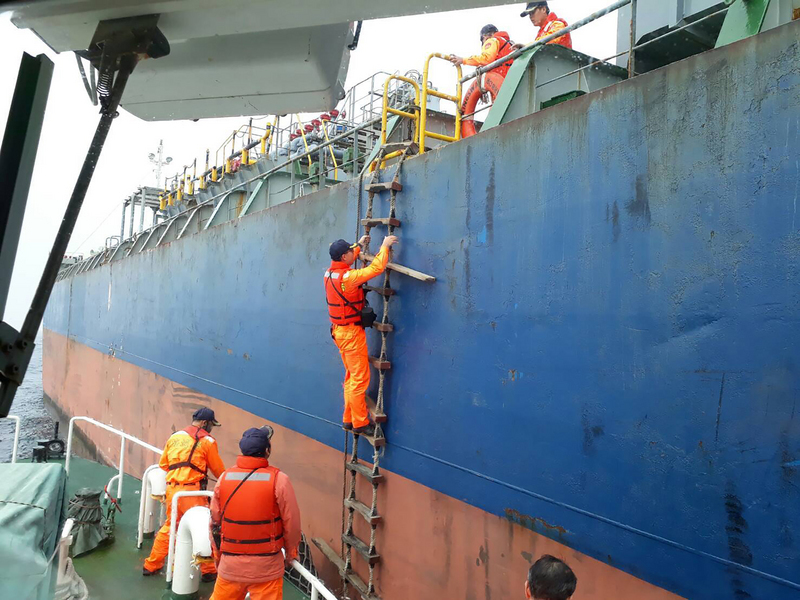 La garde côtière repousse le navire Billions 88 des eaux taiwanaises