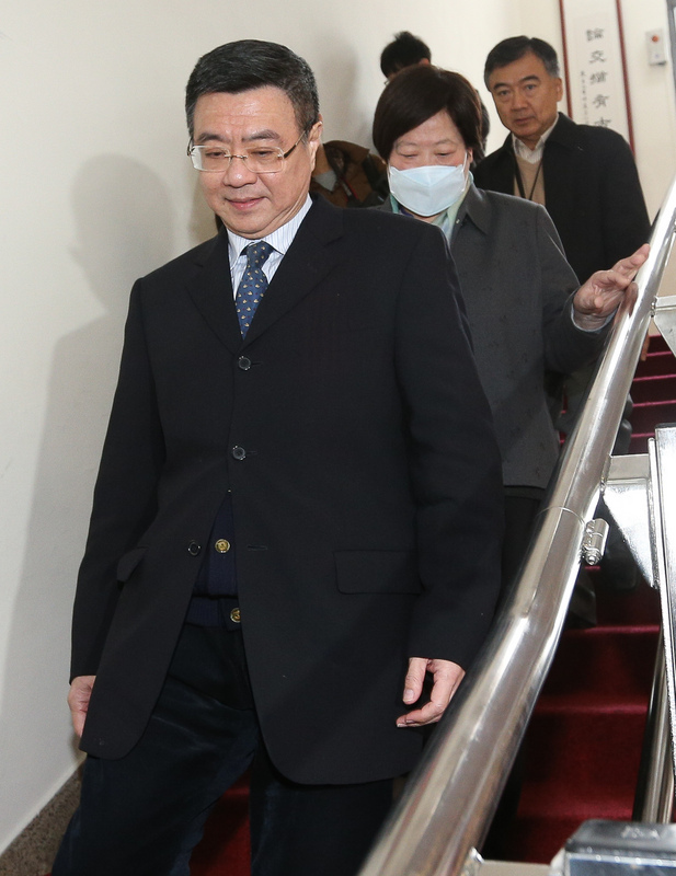 Les législateurs demandent des mesures pour permettre aux Taiwanais en Chine de revenir pour le Nouvel An