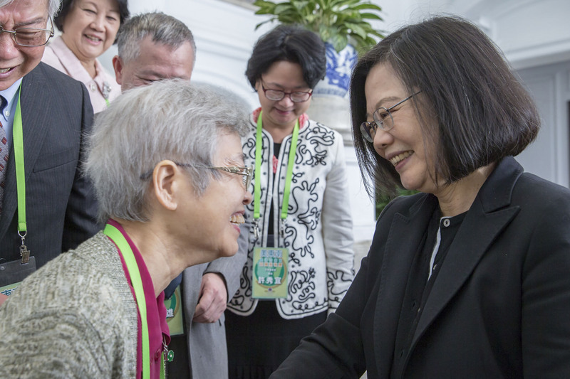 Selon la présidente, la signature du Taiwan Travel Act va raffermir la confiance de Taiwan