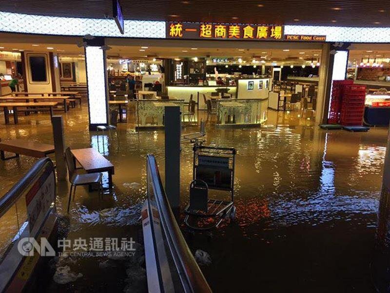 L’aéroport international de Taoyuan prisonnier de l’orage pendant 8 heures