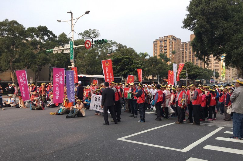 Le gouvernement taiwanais adopte le projet de réforme des retraites