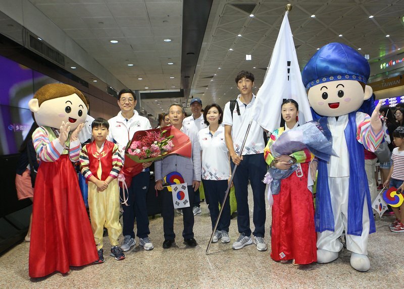 Les athlètes des Universiades arrivent successivement à Taipei