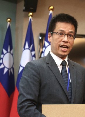 Les chalutiers taiwanais atteindront la zone côtière de l’île Taiping ce soir