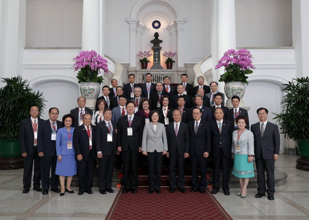 Rencontre entre la présidente et des hommes d’affaires taiwanais établis en Thaïlande