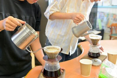 On en parle à Taïwan : le sanctuaire des martyrs de Yuanshan, le pont Jin-Mei, le café