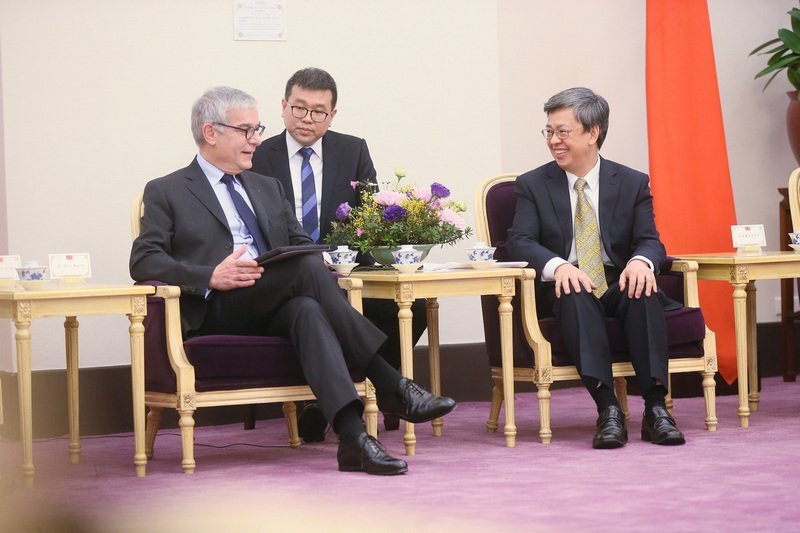 Taiwan reçoit la visite de sénateurs français