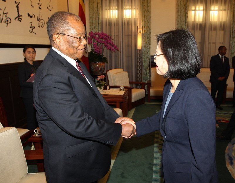 Taiwan souhaite renforcer ses coopérations avec le Swaziland