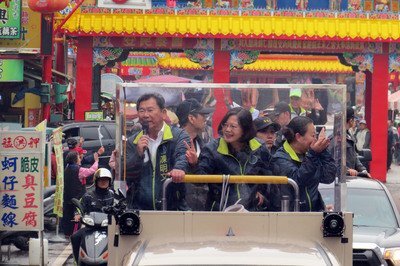 Tsai Ing-wen promeut la sécurité alimentaire pour sa campagne