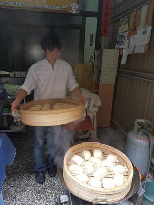 Un boulanger auteur d’une vidéo virale croule sous la demande