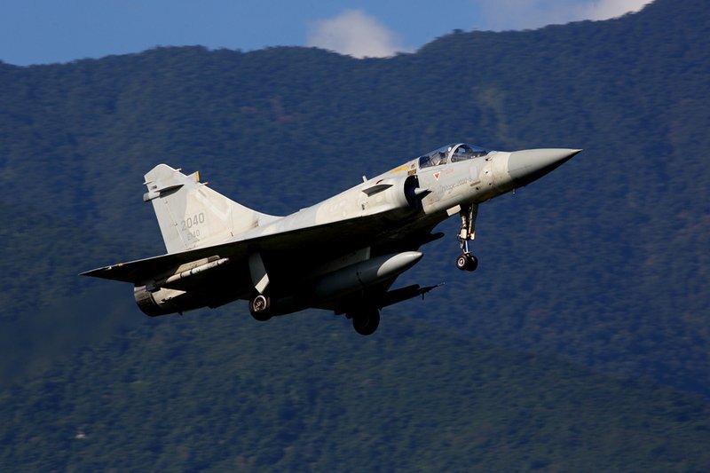 Un Mirage-2000 a disparu des écrans radars ce soir à 18h43