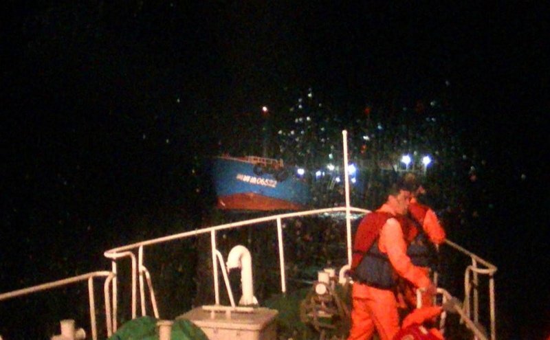 Pêche illégale : les garde-côtes taiwanais arrêtent deux bateaux de pêche chinois en trois jours