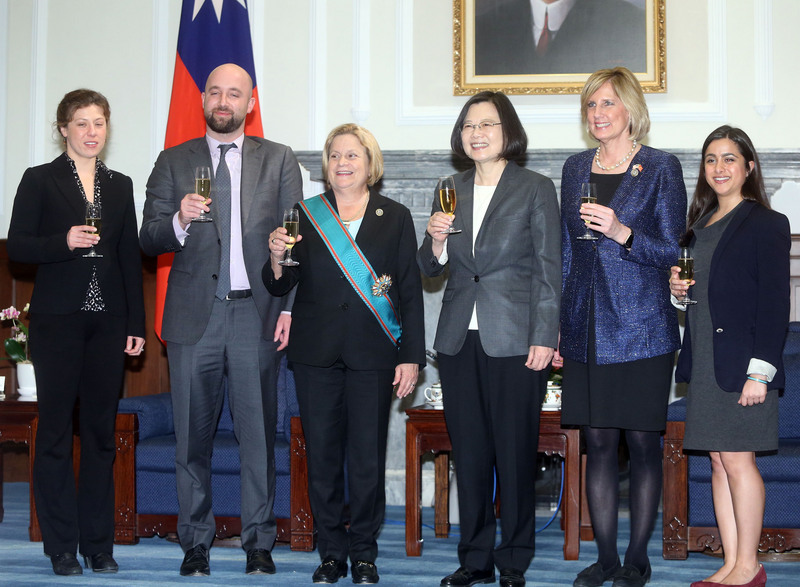 Pour les Etats-Unis  : « Taiwan doit rester Taiwan »