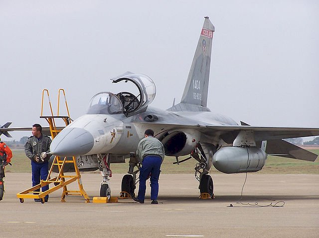 Avion de chasse taiwanais Ching Kuo (photo: 王常松 source: wikipedia)