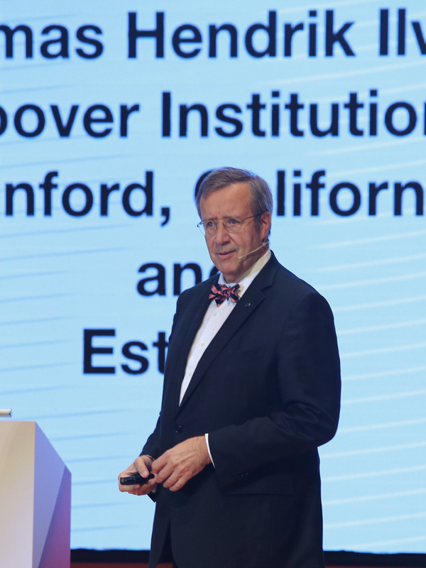 Toomas Henrik Ilves partage son expérience numérique à Taiwan