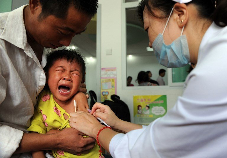 La vaccination représente souvent un grand risque en Chine (image : AFP)