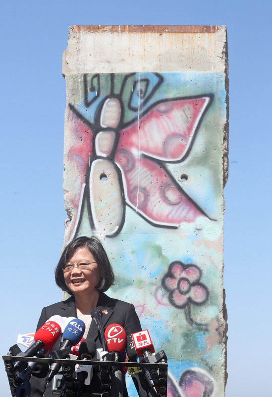 Tsai Ing-wen cite Ronald Reagan pour exprimer le ressenti des Taiwanais
