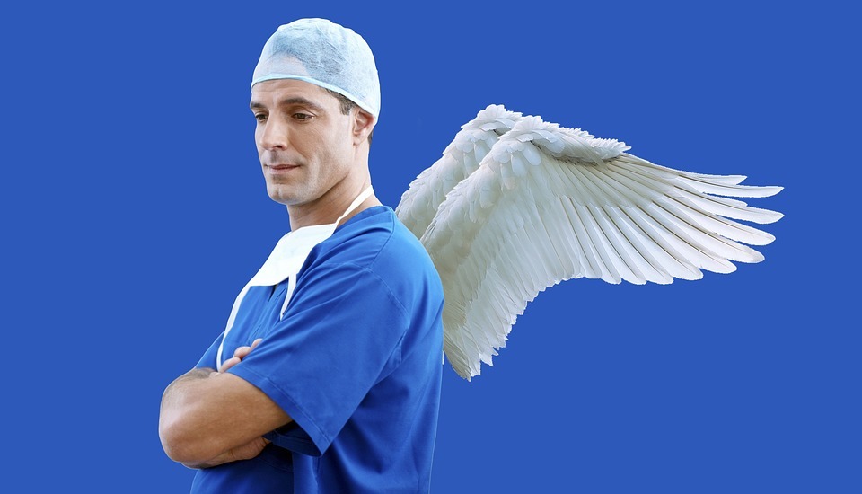 Les médecins en résidence seront protégés par la loi fondamentale sur le travail
