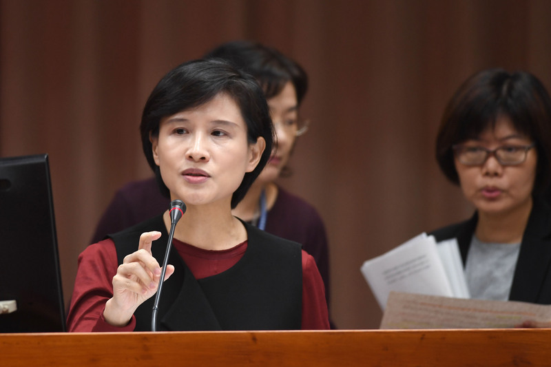 Le ministère de la culture défend le projet de réforme de la loi sur les médias publics