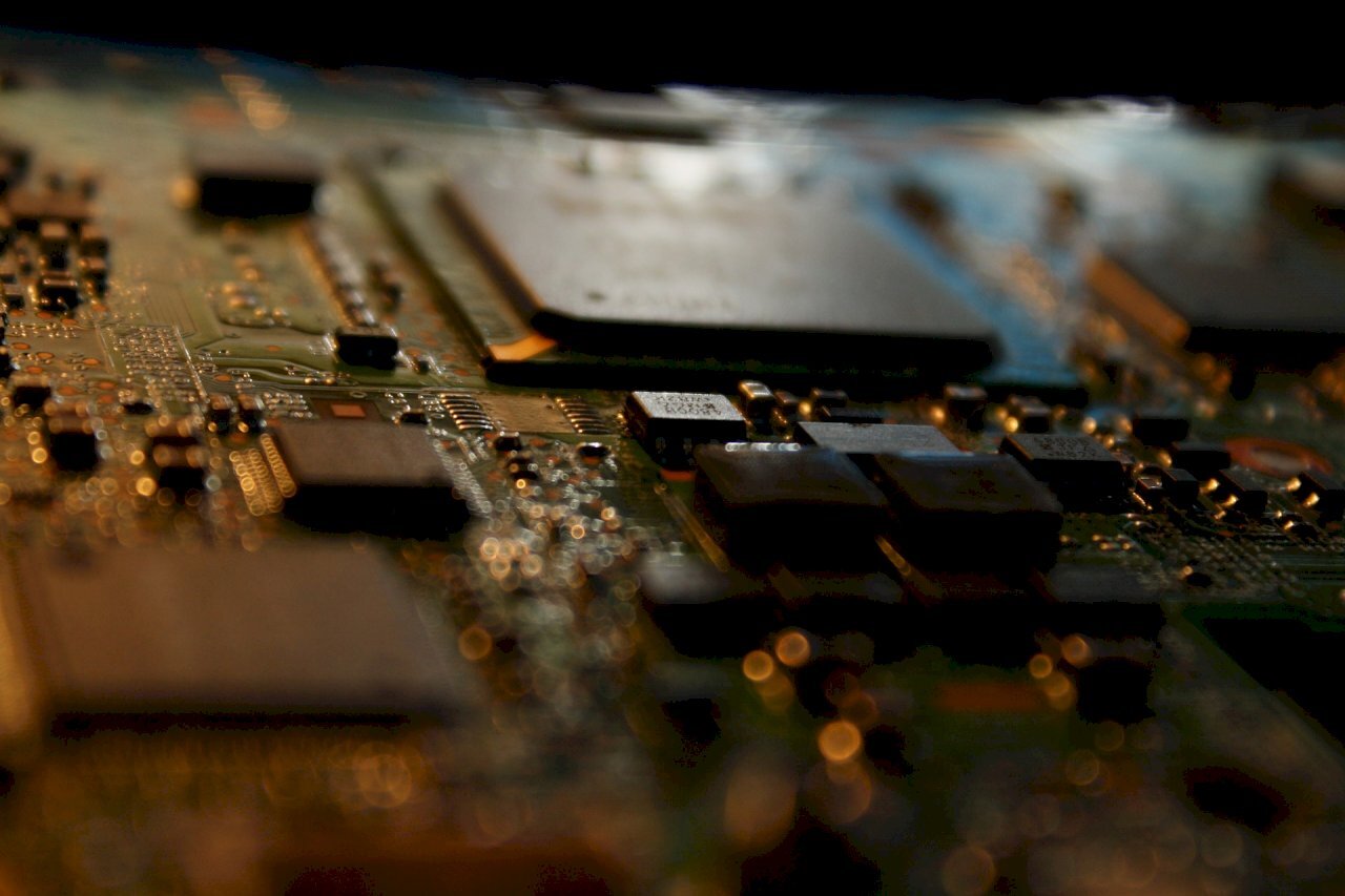 L’exportation de circuits intégrés poursuit son augmentation