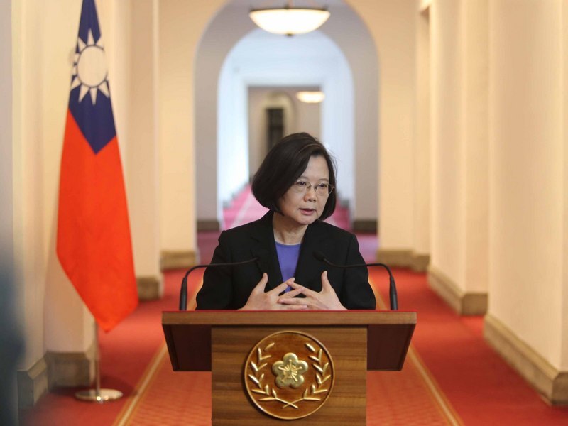 Après la défaite électorale, Tsai Ing-wen tente de maintenir l’unité au sein du DPP