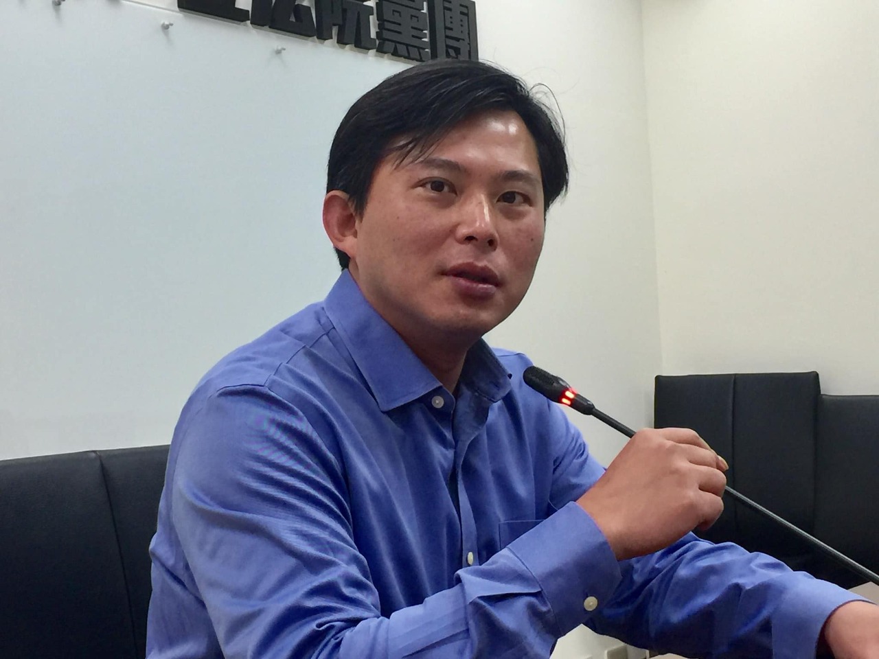 Huang Kuo-chang quitte la direction du New Power Party
