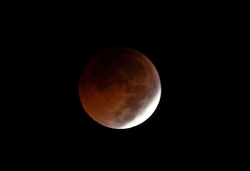 En 2019, Taiwan observera une éclipse de lune et une éclipse solaire partielles