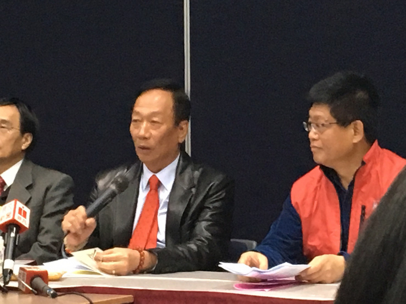 Le patron de Foxconn dénonce l’esprit hégémonique de Microsoft