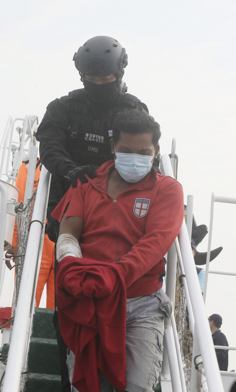 Le suspect philippin du drame du chalutier Wen Peng reconduit à Taiwan