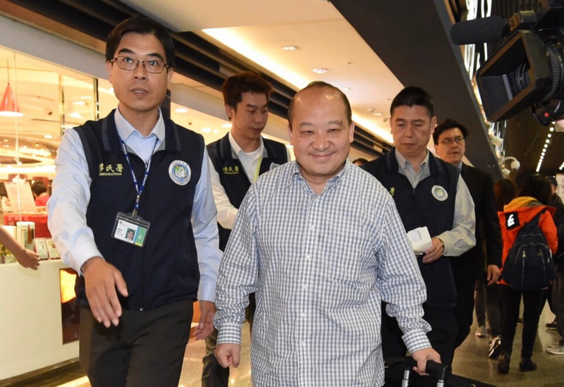 Taiwan déporte le chercheur chinois défenseur de l’unification interdétroit par la force