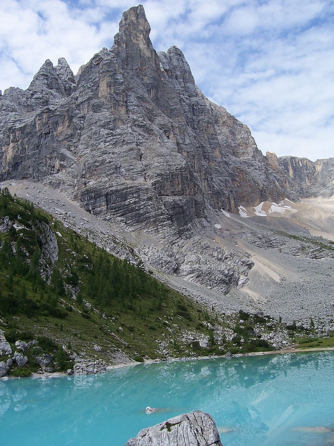 Image d'illustration d'une montagne divine (image Wikimedia commons)