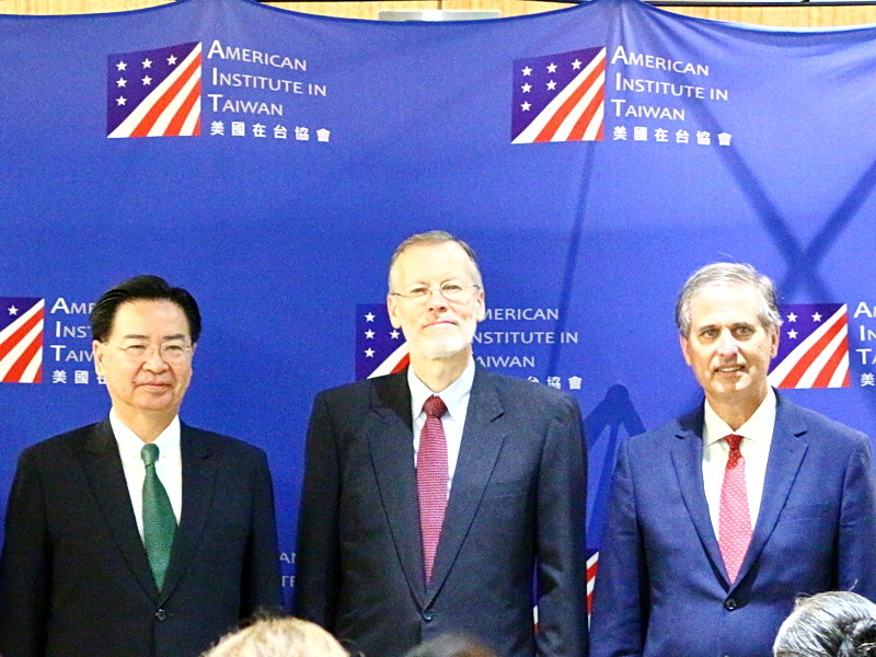 Première Consultation américano-taiwanaise sur la gouvernance démocratique