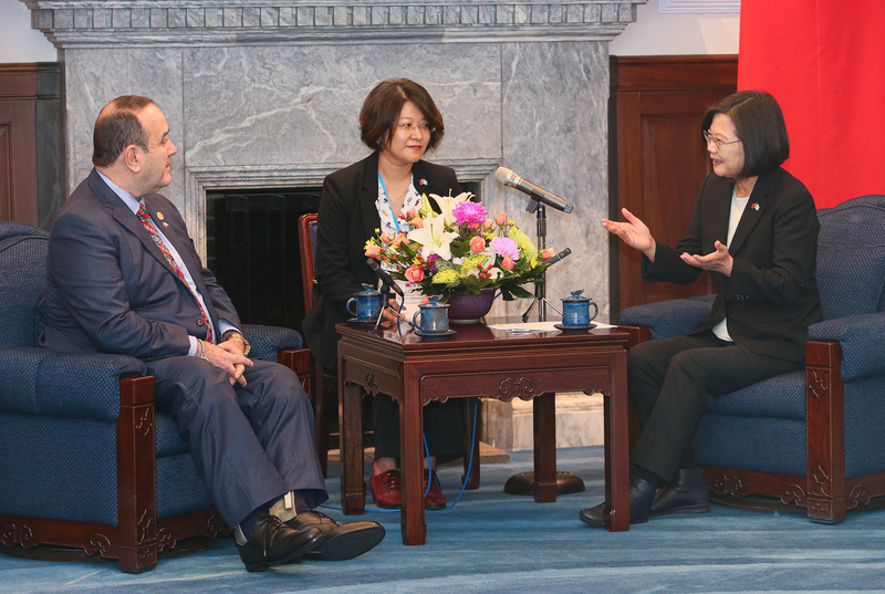 Le président élu du Guatemala à Taiwan