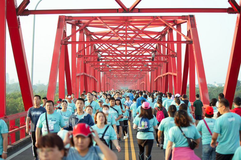 Fantôme, pont de Xiluo, exposition Ciel et Terre, le véritable hotdog taiwanais