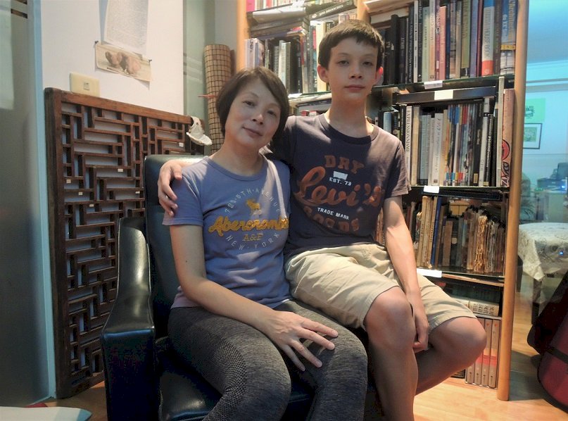 Largo et sa maman (photo fournie par Largo)